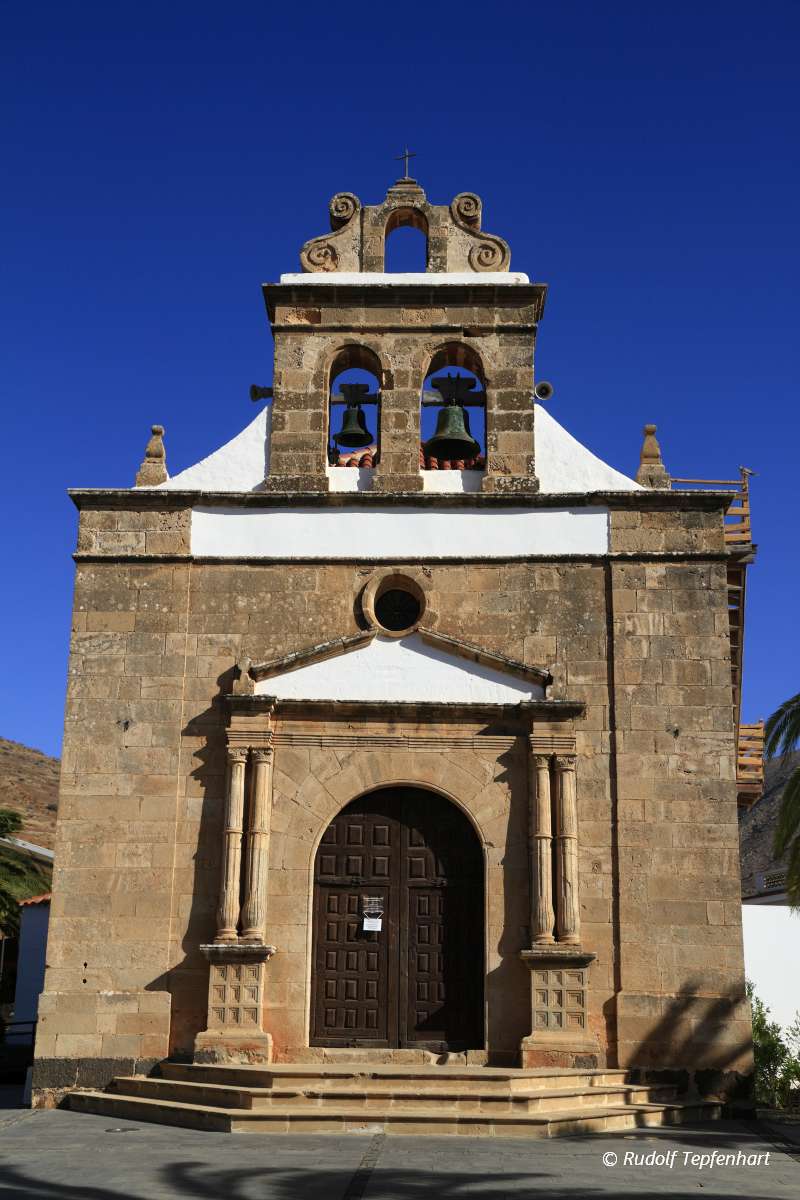 Nuestra Senora de la Pena church near Betancuria village, Fuerte