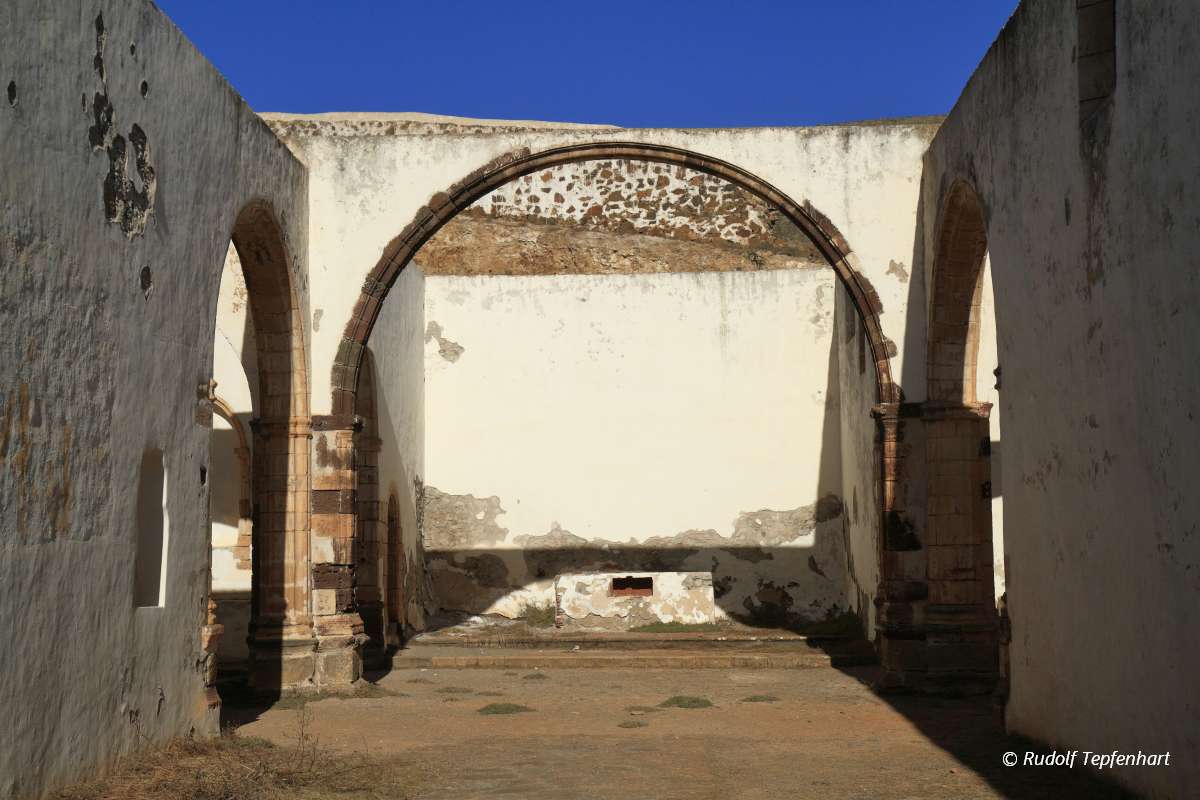 Ruins of the Iglesia Conventual de San Buenaventura church, Fuer