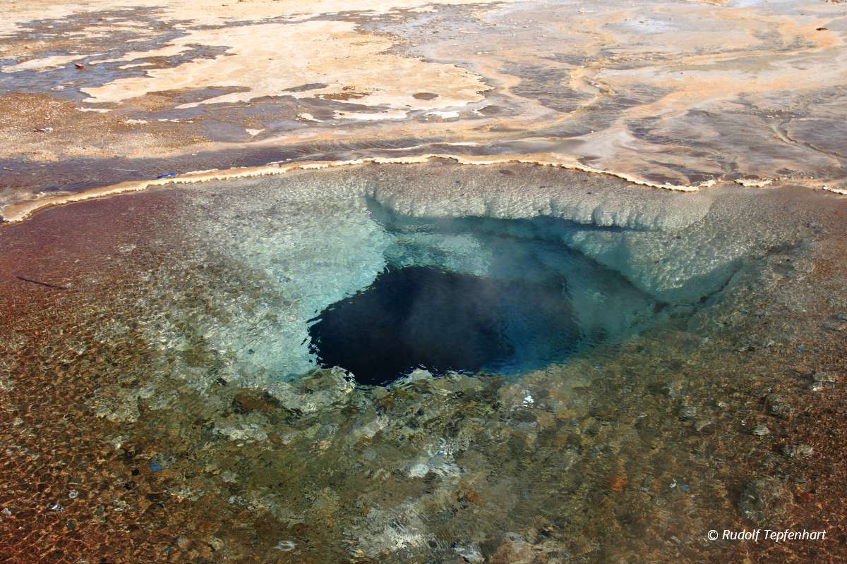 The thermal spring Blesi