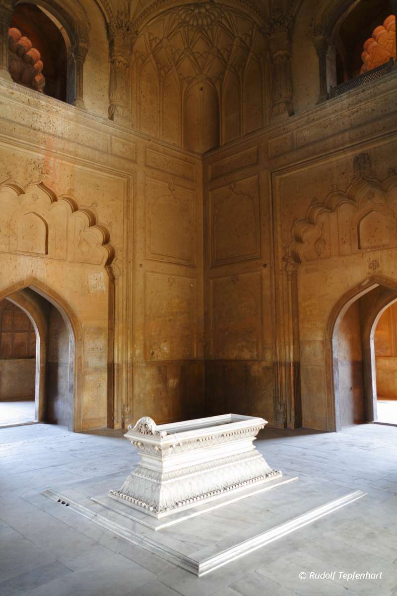 Safdarjung's Tomb