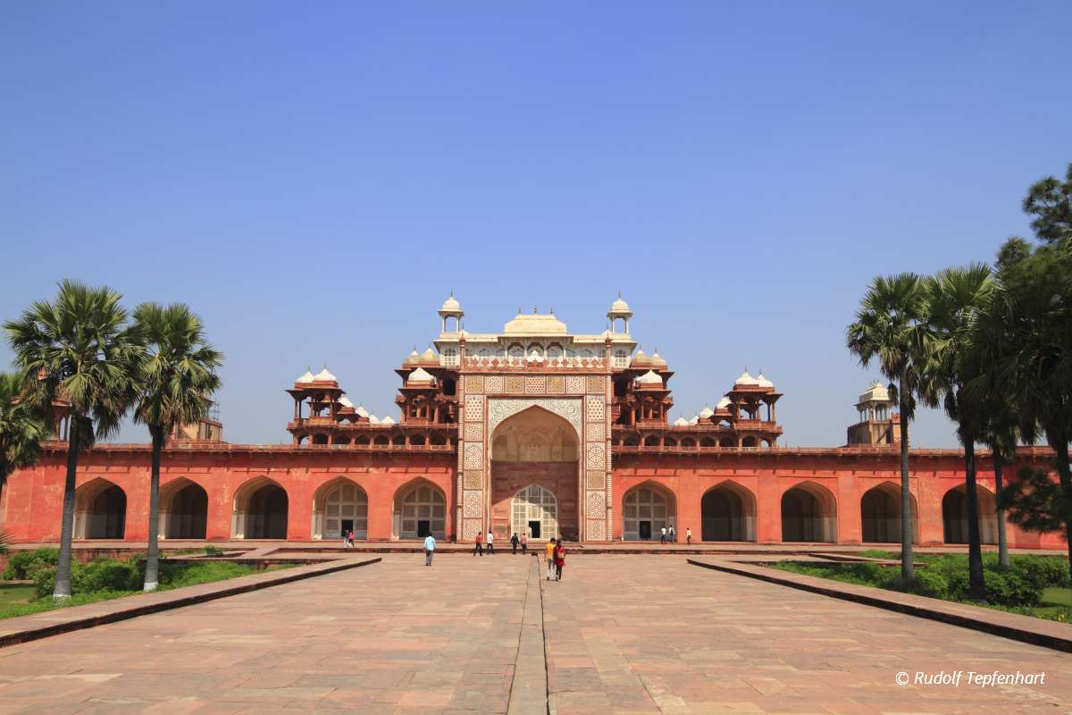 The Tomb of Akbar