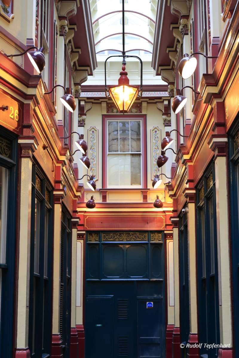 Leadenhall market covered shopping arcade