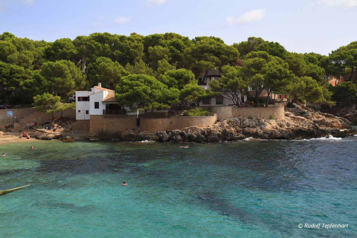 beautiful beach with turquoise sea water, Cala Gat, Majorca, Spa