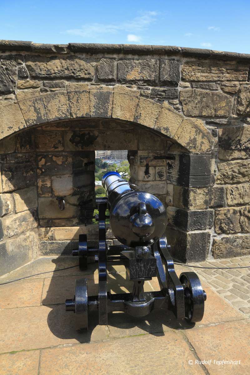 The cannon in the castle of Edinburgh, United Kingdom